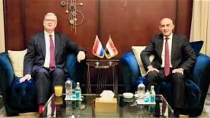 وزير التربية والتعليم يبحث مع السفير الهولندي تعزيز التعاون في التعليم الفني والزراعي