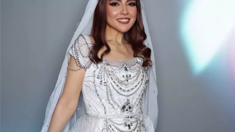 بالفستان الأبيض..  أحدث اطلالات الفنانة مي كساب على انستقرام