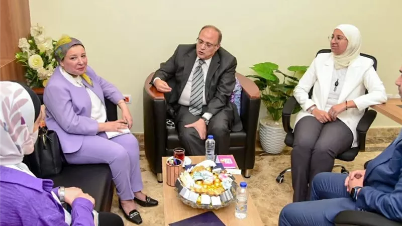 رئيس هيئة الدواء يبحث مع سفيرة مالاوي تعزيز التعاون الثنائي بقطاع الأدوية
