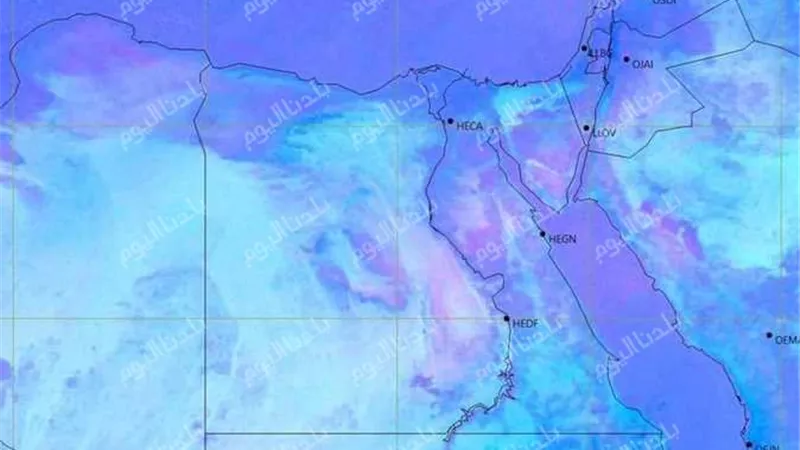 الأرصاد الجوية تكشف حالة الطقس غدا الاثنين.. وتحذر من تساقط الأمطار