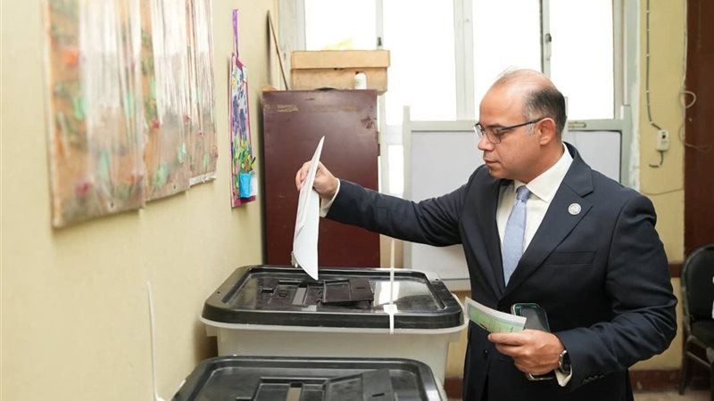  رئيس الهيئة الرقابة