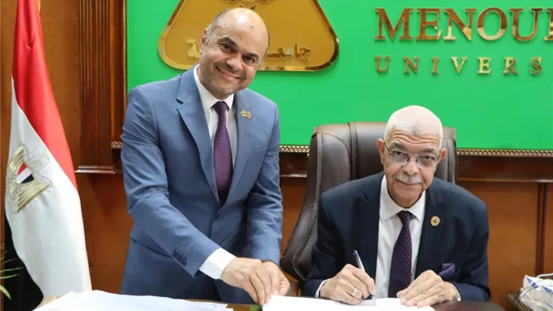 رئيس جامعة المنوفية يعتمد نتيجة بكالوريوس الصيدلة 