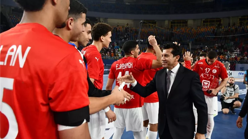 وزير الرياضة يشهد افتتاح مونديال ناشئي اليد ويتابع فوز الفراعنة على كوريا الجنوبية