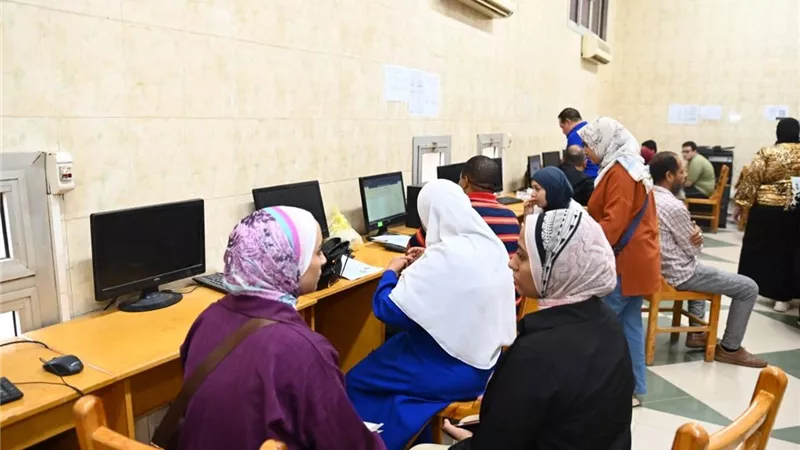 هل تختلف الحدود الدنيا للقبول بالكليات 2026؟.. التعليم العالي تجيب 