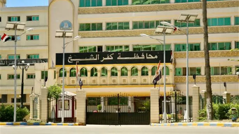 كفر الشيخ تشهد حراكًا تنمويًا واسعًا.. تمكين للشباب وتطوير للطرق وحماية للأراضي الزراعية