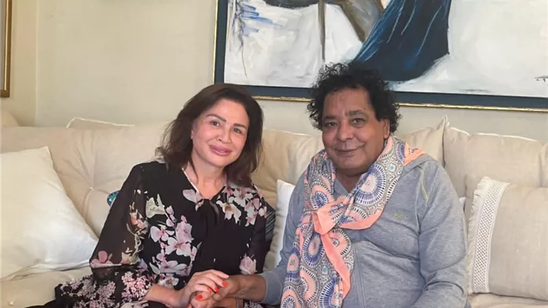 محمد منير يغادر المستشفى ويستعد للعودة إلى الساحة الفنية
