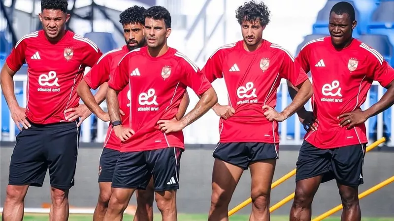 ثورة في الأهلي.. 20 لاعبًا يغادرون في خطة إعادة الهيكلة استعدادًا للموسم الجديد