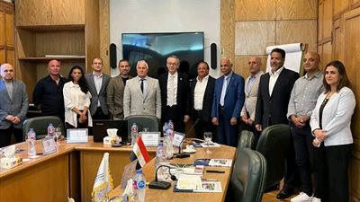 وفد روسي يبحث مع 
