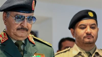 المجلس الرئاسي الليبي يرفض قرار خليفة حفتر بتعيين نجله نائبا له