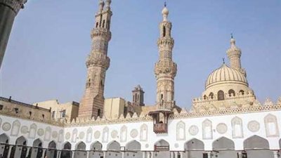 كيف تواجدت المؤسسات الدينية الرسمية في الفضاء الإلكتروني؟