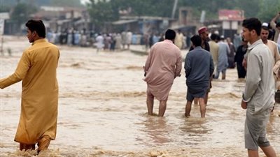 ضحايا بالمئات.. جراء أمطار وفيضانات شمال دولة باكستان