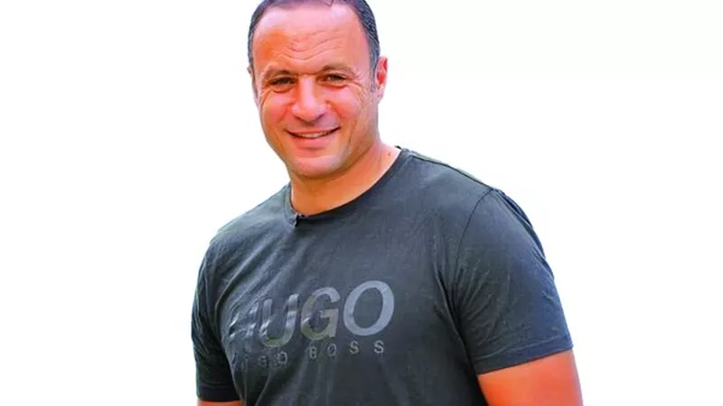نادر السيد: توتر العلاقة بين حسام حسن وأبو ريدة يهدد استقرار منتخب مصر قبل مونديال 2026
