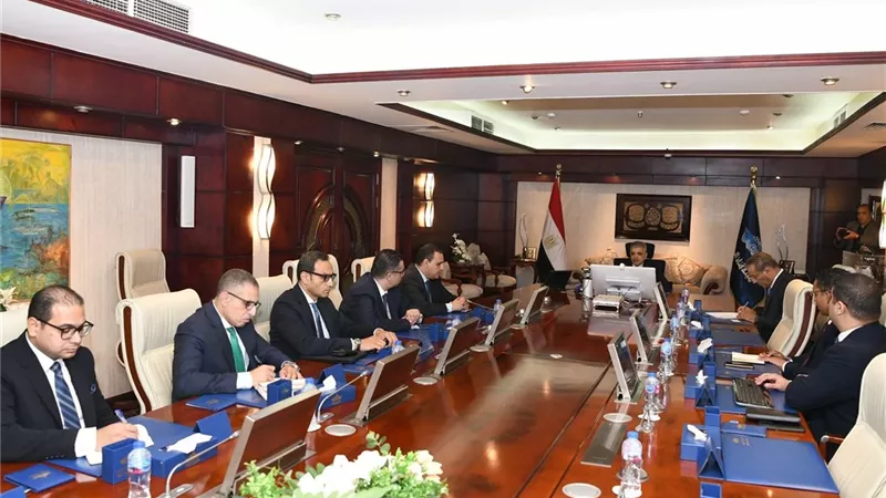 أسامة ربيع: توطين الصناعة البحرية أولوية.. وقناة السويس منفتحة على أسواق جديدة