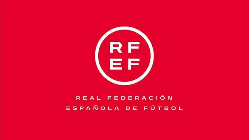 الاتحاد الإسباني يتخذ قرارا عاجلا بشأن مباراة برشلونة وفياريال.. ما القصة؟