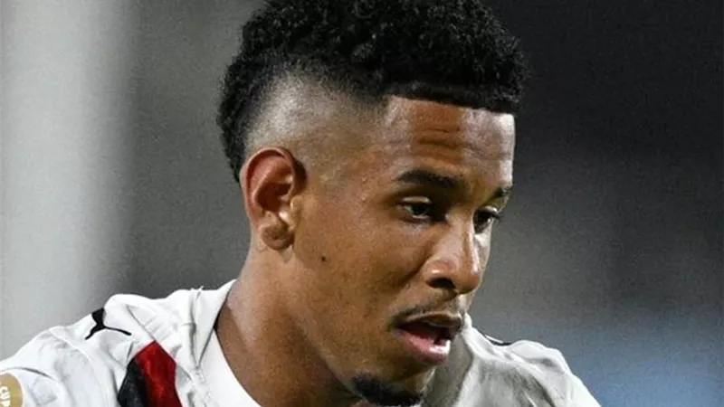 توتنهام يفاوض مانشستر سيتي لضم سافينيو مقابل 50 مليون يورو