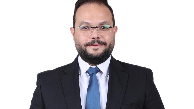 عضو نقابة أطباء الأسنان