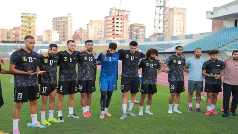محمد شيكا يقود هجوم كهرباء الإسماعيلية ضد بتروجيت في بطولة الدوري 