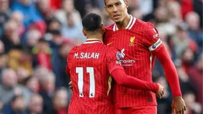 فان دايك يتغزل بمحمد صلاح.. ماذا قال في رسالته؟