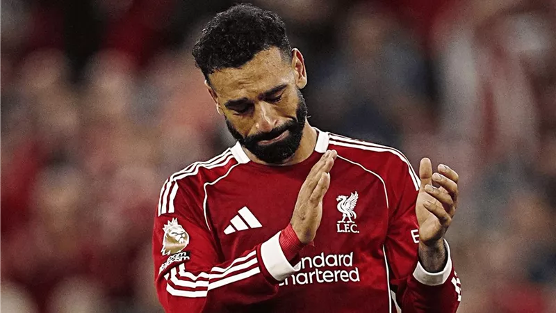شاهد| دموع محمد صلاح بعد احتفال مؤثر لزميله الراحل دييجو جوتا في مباراة ليفربول ضد بورنموث