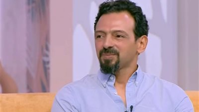 رحيل تيمور تيمور.. ذكريات مؤثرة وجدل حول غياب التأمين في الوسط الفني