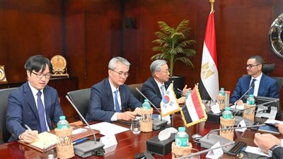 وزير الاستثمار يستقبل السفير الكوري لبحث سبل تعزيز العلاقات الاقتصادية
