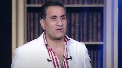 تفاصيل سرقة شقة أحمد شيبة في الإسكندرية.. وضبط المتهمين
