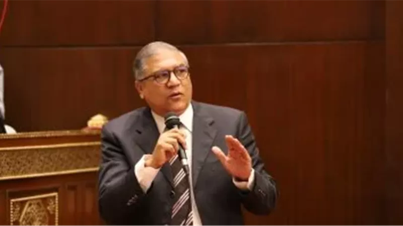عفت السادات