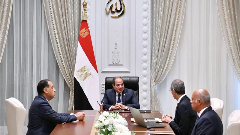 الرئيس السيسي يوجه بوضع استراتيجيات واضحة وقابلة للتنفيذ لتطبيق الذكاء الاصطناعي