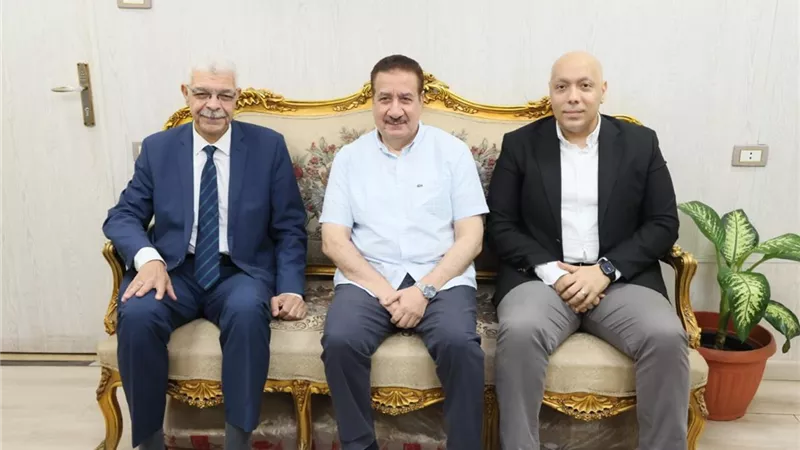 محافظ المنوفية ونائبه يستقبلان رئيس الجامعة لتعزيز أطر التعاون 