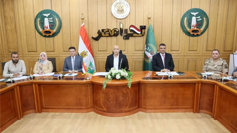 نائب محافظ المنوفية يناقش مستجدات الموقف الحالي لمشروعات «حياة كريمة»