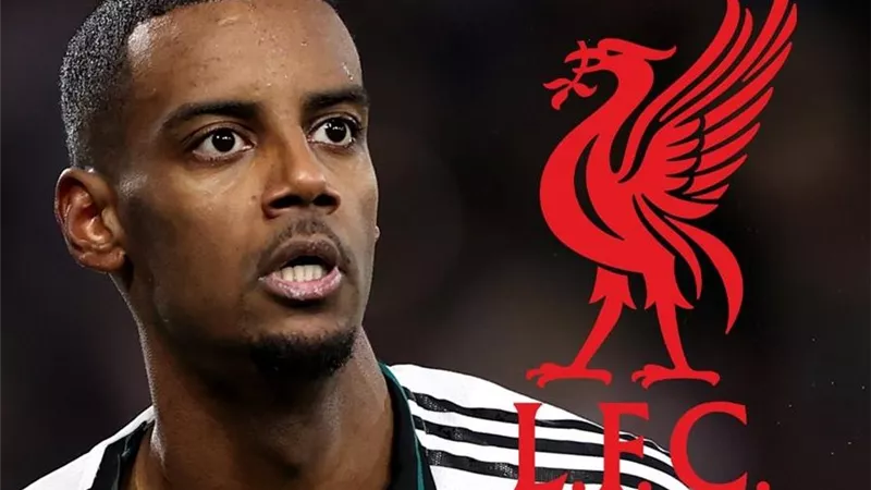 كاراجر يحذر ليفربول: 130 مليون لإيزاك مبالغ فيه.. بهذا المبلغ يمكن التعاقد مع مبابي