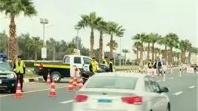 للحد من المخالفات.. حملات مرورية موسعة بالقاهرة والجيزة لتسهيل حركة السيارات