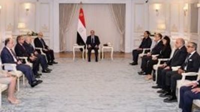 الرئيس السيسي يشدد على دعم مصر لسيادة لبنان ووحدة أراضيه