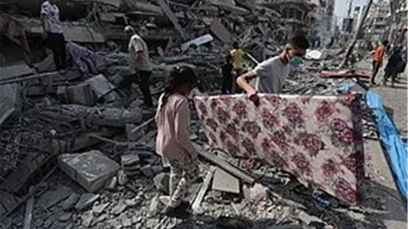 القافلة الـ23 من المساعدات الإنسانية المصرية تنطلق إلى قطاع غزة عبر معبر رفح