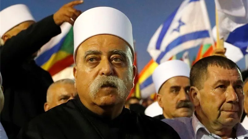وزير الدفاع الإسرائيلي يؤكد بقاء جيش الاحتلال بجبل الشيخ في سوريا