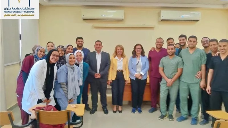 اجتماع موسع بمستشفيات جامعة حلوان لدعم الأطباء المقيمين.. تفاصيل 