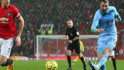 التشكيل الرسمي لمانشستر يونايتد ضد بيرنلى بالدوري الانجليزي