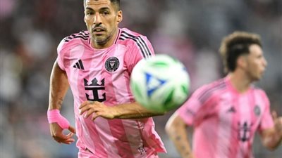 بعد واقعة نهائي الكأس.. سواريز يُعاقَب بالإيقاف 6 مباريات