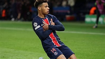 بسبب الإصابة.. نجم باريس سان جيرمان يغادر معسكر منتخب فرنسا