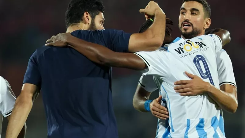 دوري نايل.. بيراميدز يقسو على النادي الأهلي في الشوط الأول 