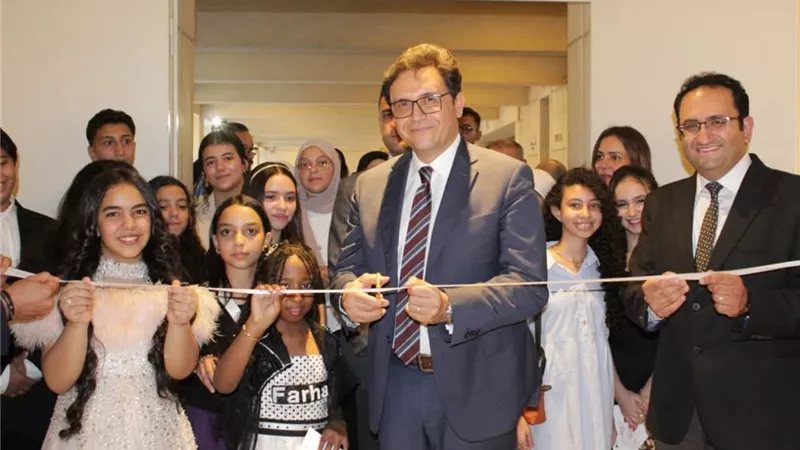 وزير الثقافة يفتتح المعرض السنوي العاشر لفصول الرسم بالأوبرا تحت شعار 
