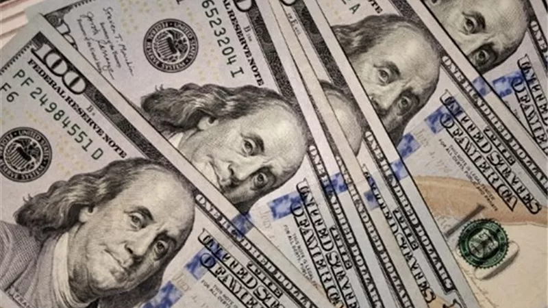 سعر الدولار مقابل الجنيه بالبنك المركزي والبنوك المصرية