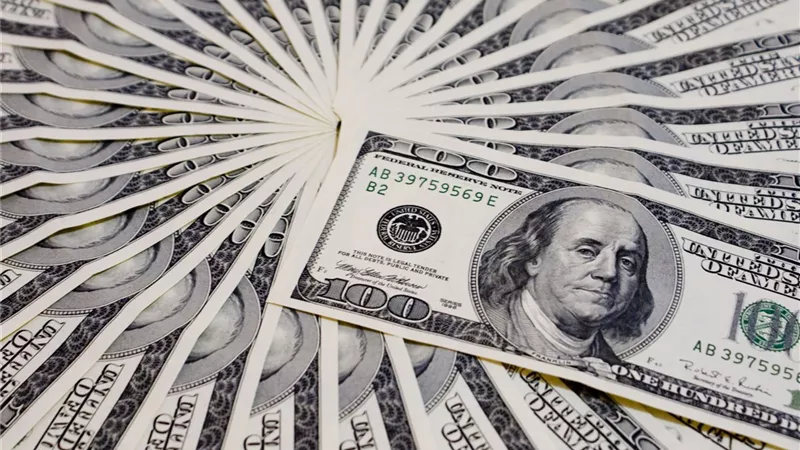 الأخضر بكام؟.. اعرف سعر الدولار الأمريكي اليوم الثلاثاء 2-9-2025 