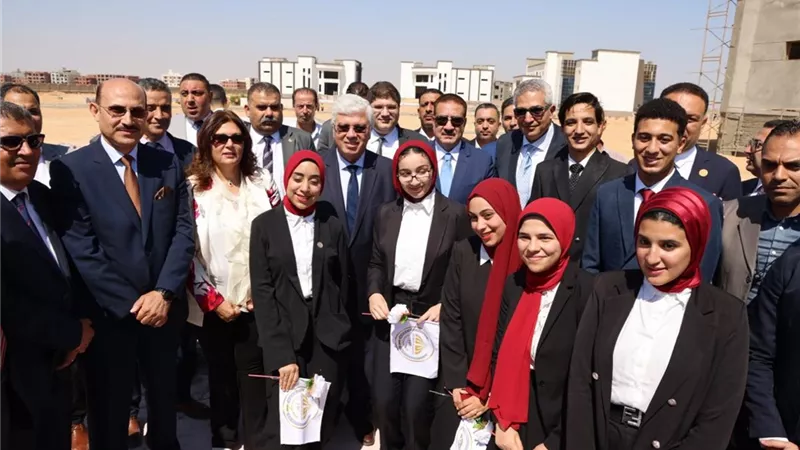 افتتاح وتفقد مشروعات تعليمية وصحية بجامعة مدينة السادات بتكلفة 8 مليارات جنيه. .. صور 