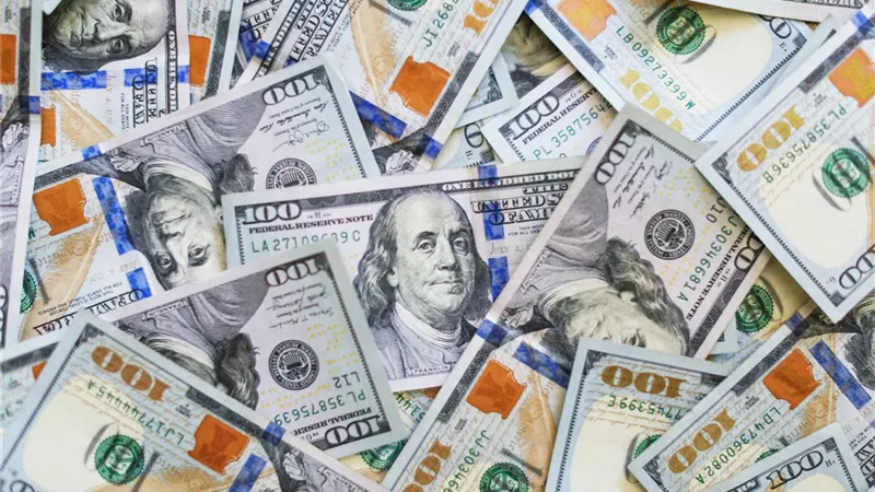سعر الدولار أمام الجنيه اليوم الأربعاء 3-9-2025.. وصل لكام؟
