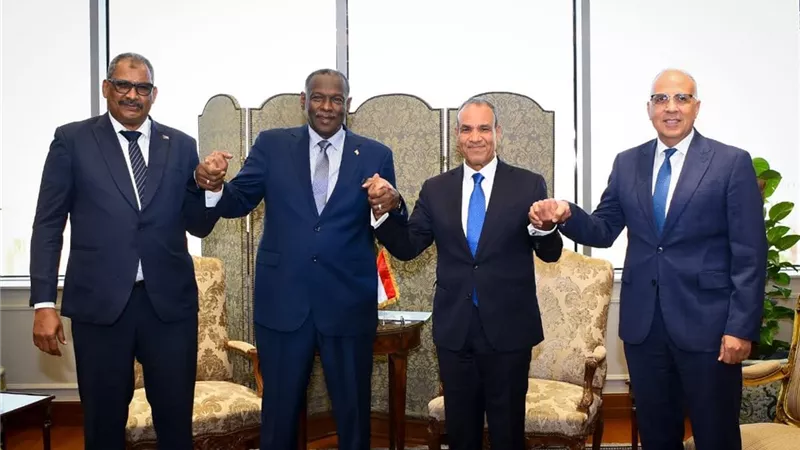وزير الخارجية يستقبل وزير الدولة بوزارة الخارجية السودانية