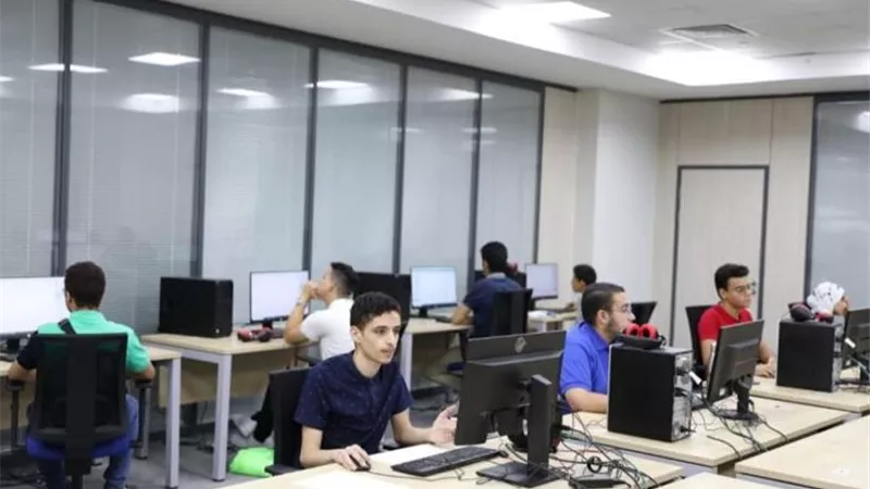 الفرصة الأخيرة خلال ساعات.. رابط موقع التنسيق لتقليل الاغتراب لطلاب المرحلة الثالثة 2025