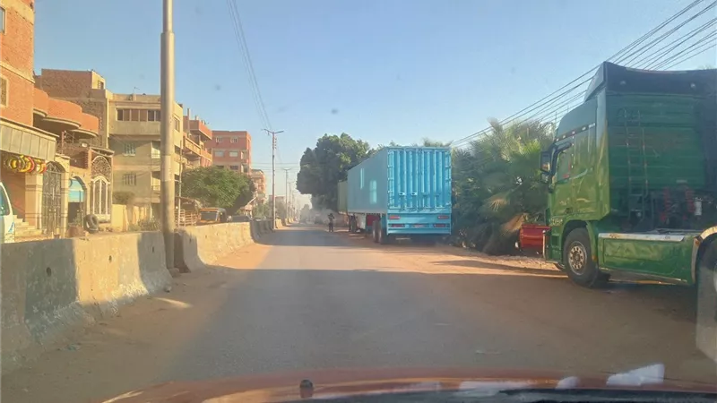 أهالي شطانوف يصرخون: طريق المدخل مغلقة وأزمات المرور تتكرر أسبوعيًا