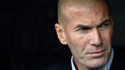 زيدان يقترب من خلافة ديشامب في تدريب منتخب فرنسا بعد مونديال 2026