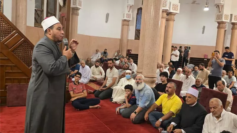 وسط مشاعر إيمانية مليئة بالروحانيات والسكينة.. أحيت مساجد كفر الشيخ صلاة الخسوف